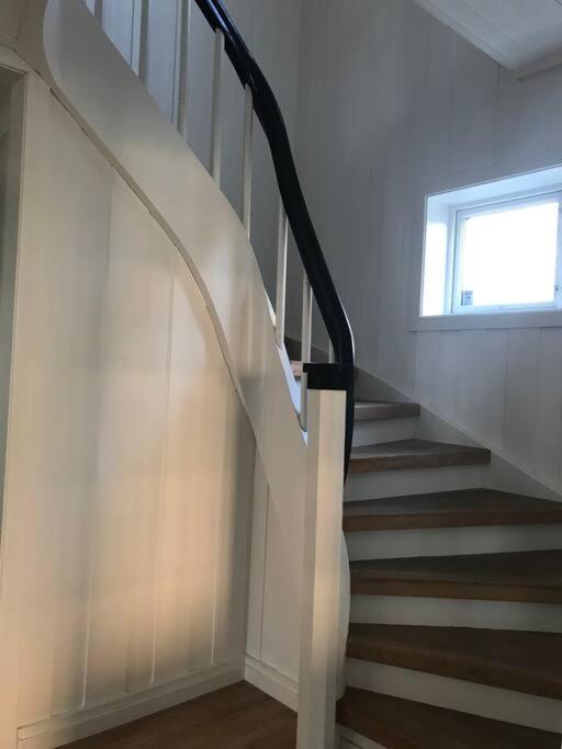 Stort Hus I Porsgrunn Sentrum Med Gangavstand Til "Alt" & Gratis Parkering Til Flere Biler Extérieur photo